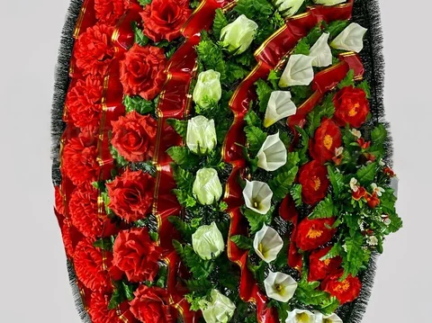 Искусственный венок «Гигант» — фото товара