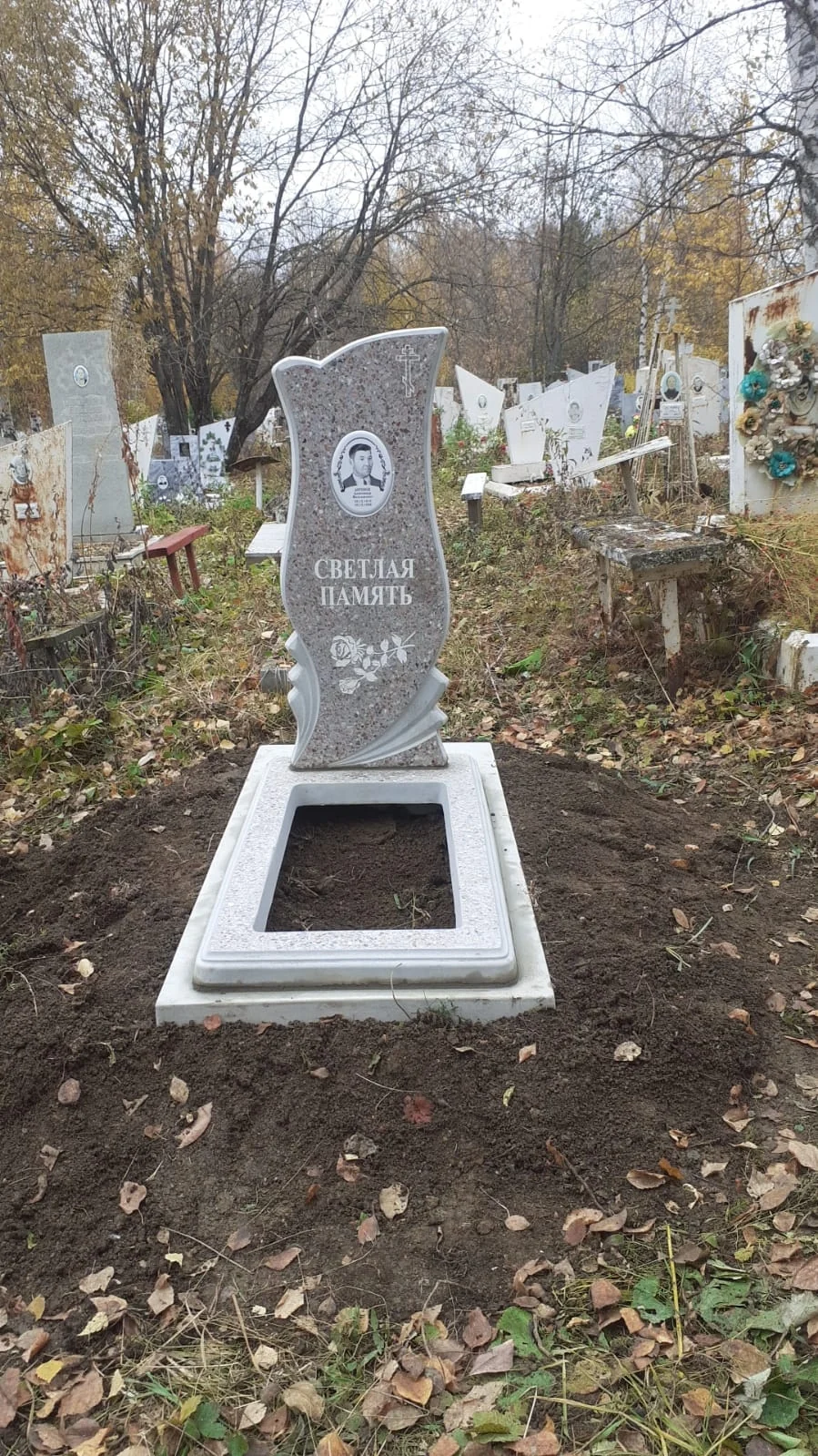 Выполненная работа «Ритуал-С»: памятники